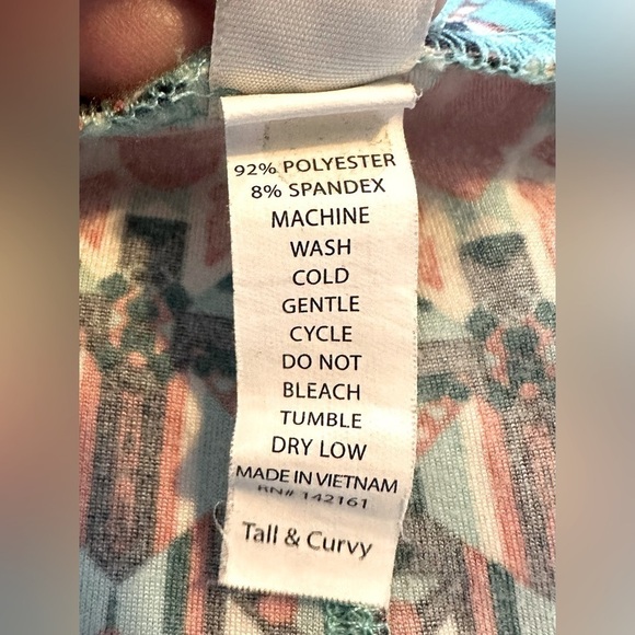 LuLaRoe Tall and Curvy Leggings - Picture 7 of 8